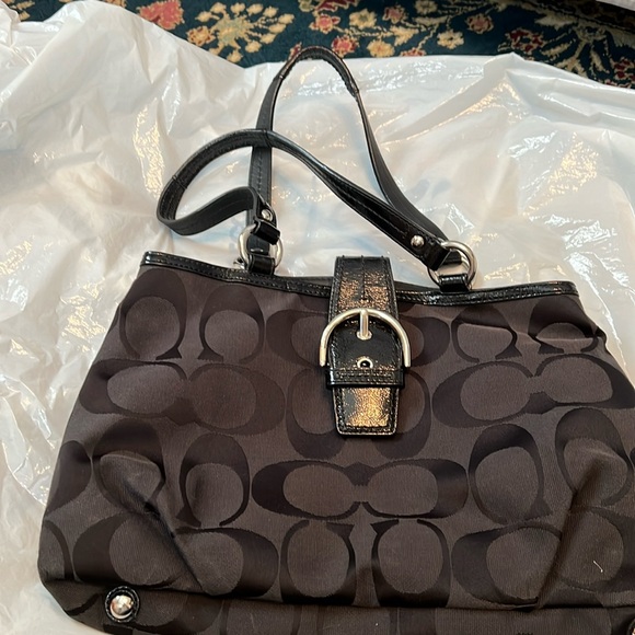 Coach Handbags - Coach Purse
